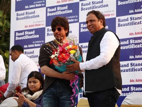 Shahrukh Khan at Bandstand Beautification Initiative Event - Photos ...