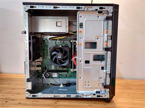 Computer Tower Inside 的图像结果