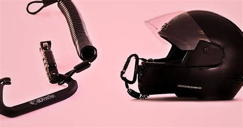 How Pin Lock Works for Helmets 的图像结果