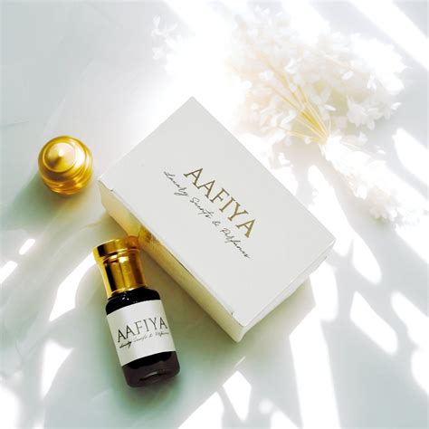 Best Premium Perfume Oil Online - Amber Muattaq – Aafiya Luxury Scents ...