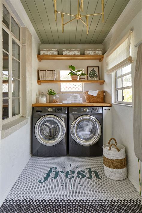 10 Simple Tips for decorating the laundry room on a budget