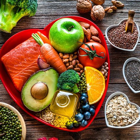 5 top Indian nutritionists to follow on Instagram for the best diet hacks | GQ India