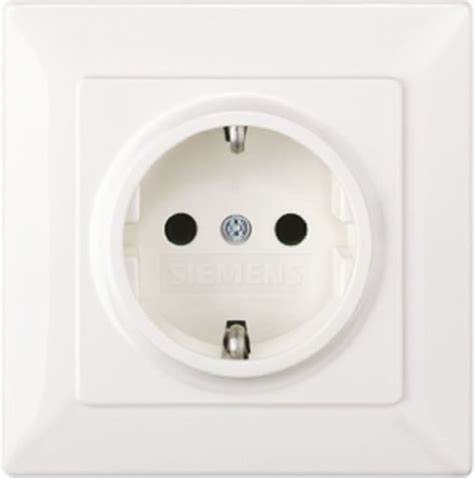 5UB1582 Siemens | Siemens DELTA White 1 Gang Plug Socket, 16A, Type F ...