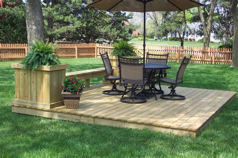 11 Awesome Designs of How to Improve Backyard Ground Ideas | Patio deck ...