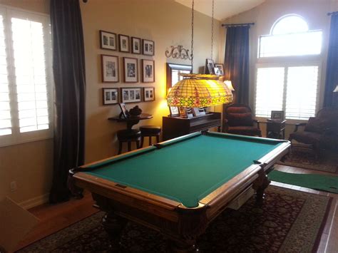 Small Room Pool Tables 的图像结果