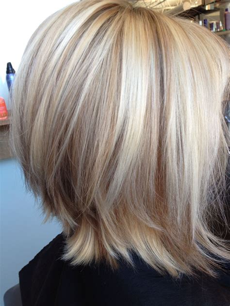 Short Blonde Hairstyles With Lowlights