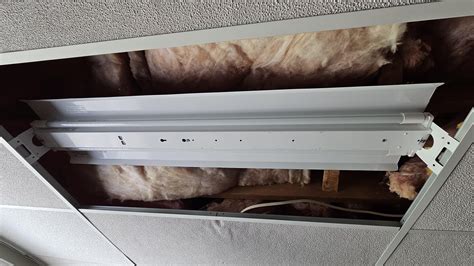 How to replace drop ceiling fluorescent lights? : r/howto
