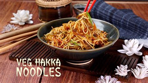 Veg Hakka Noodles Recipe - How to Make Veg Hakka Noodles Restaurant ...