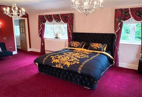 Stratford 4 BR Family Mansion with Pool, Gym & BBQ, Beaudesert - 2025 ...