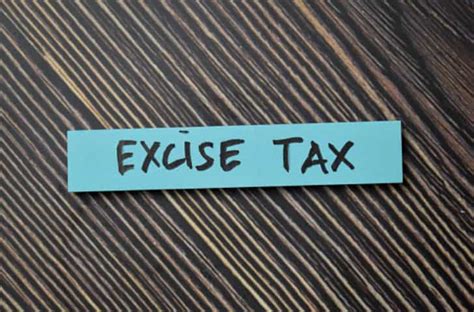 Delhi govt's old excise policy gets six-month extension