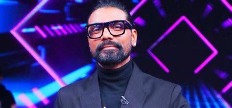 Pictures Of Remo D'Souza Striking Hero Poses In Hospital While ...