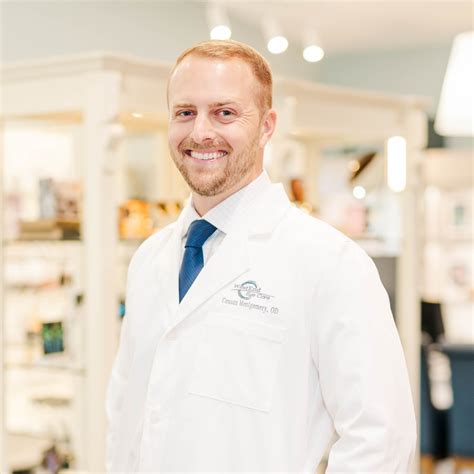 Dr. Montgomery | Optometrist Paducah Kentucky, Eye Doctor Paducah KY