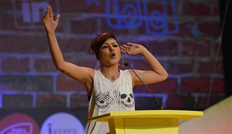 Rapper Hard Kaur rocks the crowd at India Today Mind Rocks Youth Summit ...