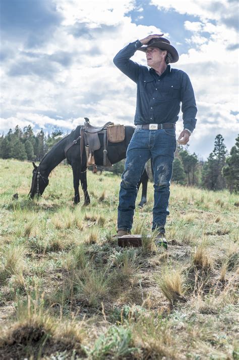 Longmire - Season 3 Episode 10 Still | Longmire tv series, Walt ...