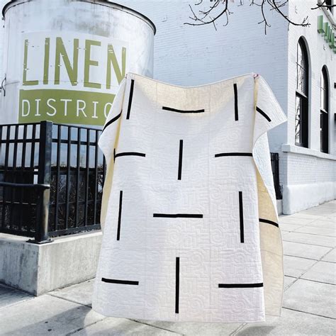 Image result for Simple Two-Color Quilt Patterns