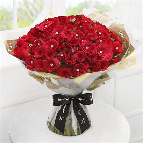 Best Christmas Gift Ideas for the Flower Lovers