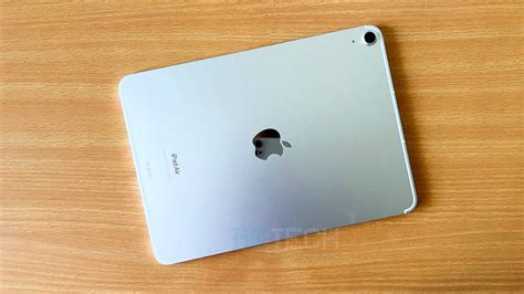 Apple iPad Air 5th Gen First Look: Raises benchmark for midrange ...