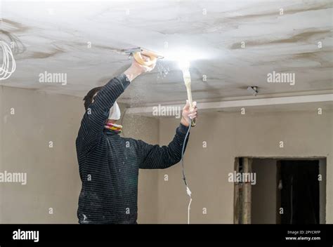 Sanding Ceiling 的图像结果