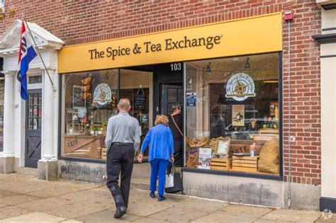 Haddonfield, NJ City Guide | About Living in Haddonfield - Homes.com