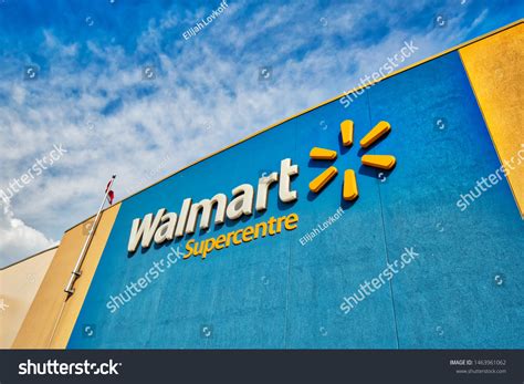 Are Dogs Allowed At Walmart Canada