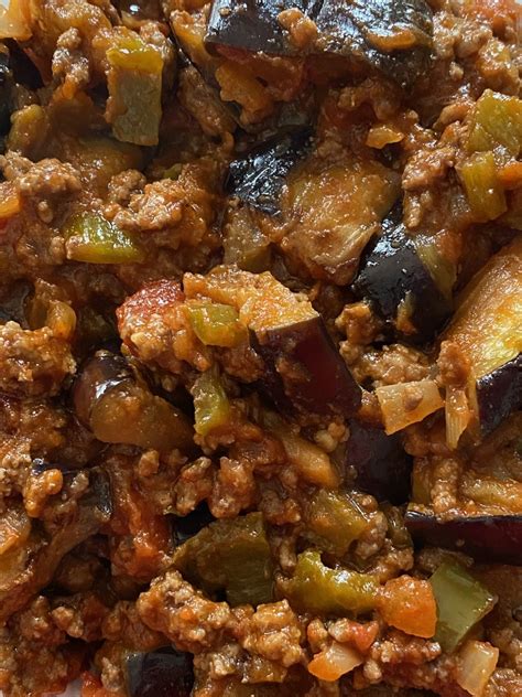 You'll love this easy one-pan meal! Ground Beef and Eggplant cooked in ...