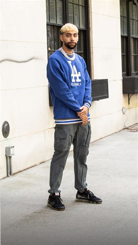 Street SNKRS: RTFKT x Takashi Murakami x Gagosian. Nike SNKRS