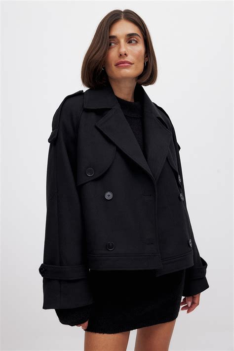 Short Coat Black | NA-KD