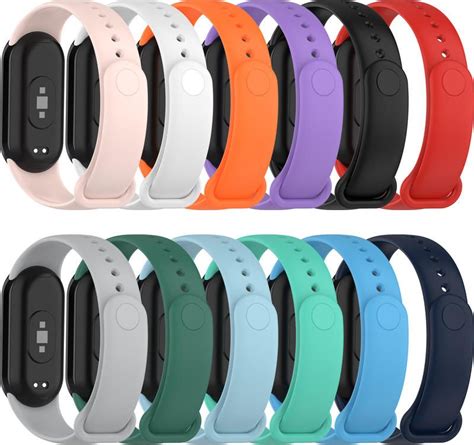 Силиконовый ремешок Rumi для Xiaomi Smart Band 8 Черный карбон