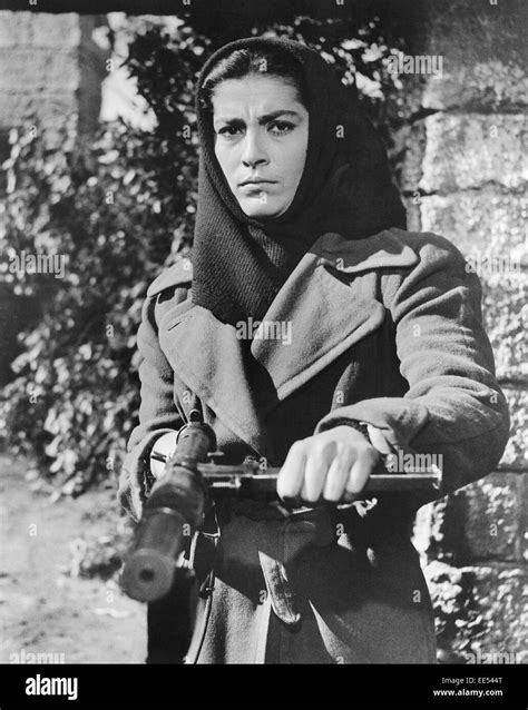 Cast Guns Of Navarone