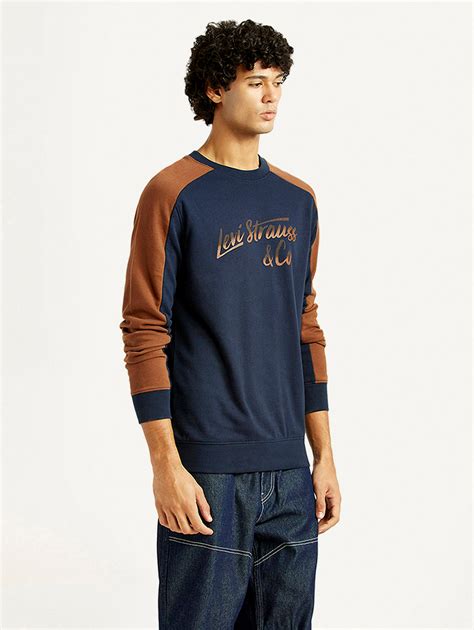 Men's Printed Round Neck Sweatshirt – Levis India Store