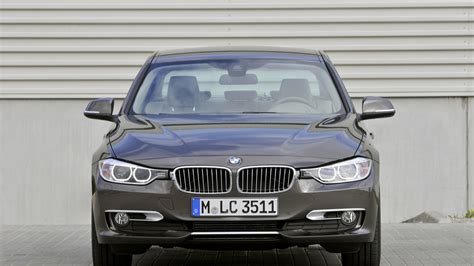 BMW 3 Series 320d Exterior Car Photos - Overdrive