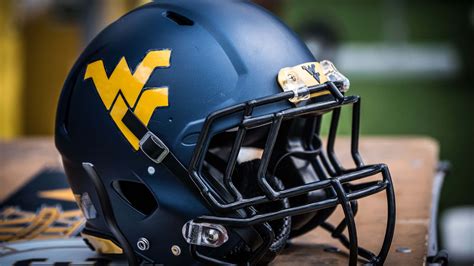[100+] West Virginia Football Wallpapers | Wallpapers.com