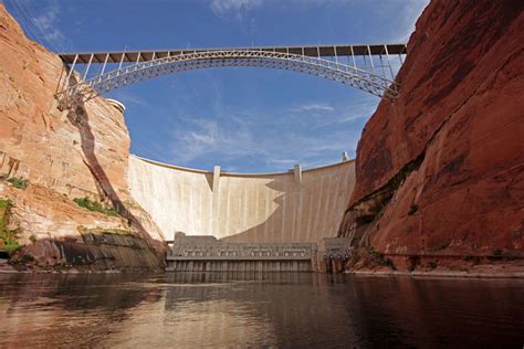 Glen Canyon Dam and Bridge, arizona, United States Of America - Top ...
