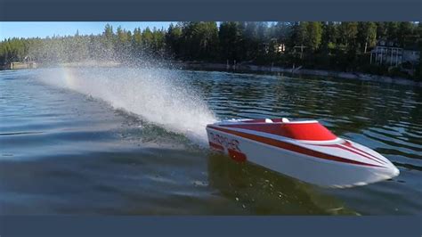 Remote Control Jet Boat - Takhu Hobbies