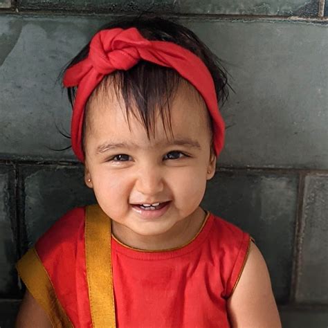 Cotton Malmal (Adjustable) Hairband - Red – Tura Turi