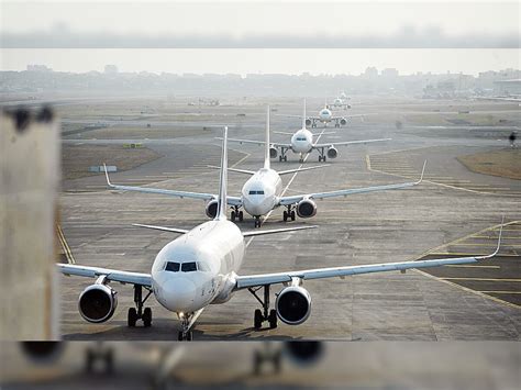 DNA Edit: Airline trouble – Passengers hit by cancellations & delays ...