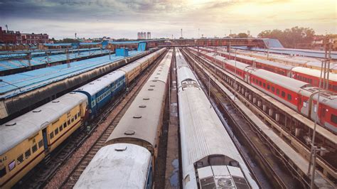 New Delhi Local Train 的图像结果