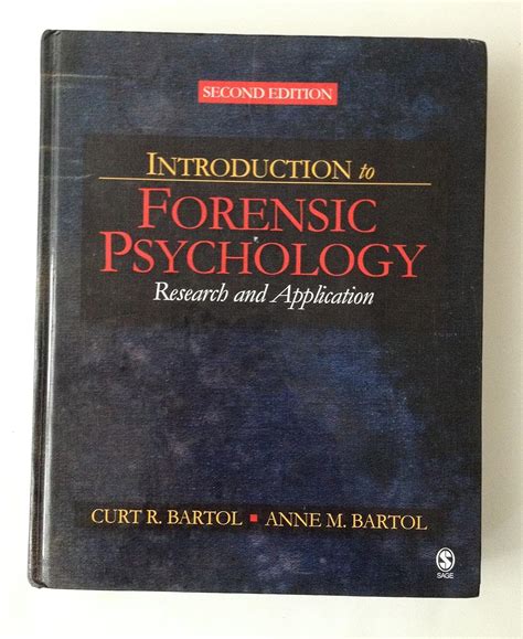 Amazon.com: Introduction to Forensic Psychology: Research and Application: 9781412958301: Bartol ...