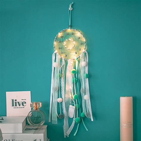 Buy Dream Catchers Online in India | Wind Chimes - Uncommongifts.in