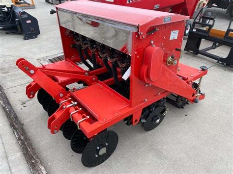 Small No-Till Drill Seeder 的图像结果