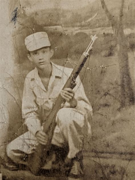 My Uncle in the Filipino Army during WW II 1940s : r/OldSchoolCool