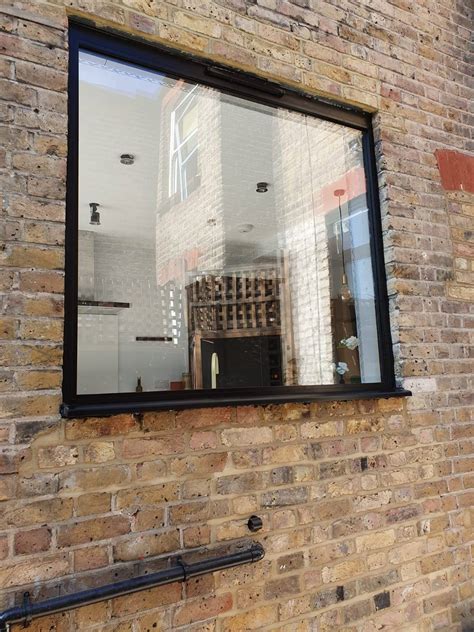 Building Glass Window 的图像结果