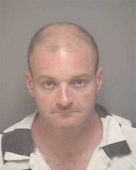 White Nationalist Christopher Cantwell Surrenders After Charlottesville ...