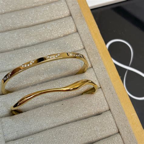 Wavy Bracelet stack – ANANTA JUELS