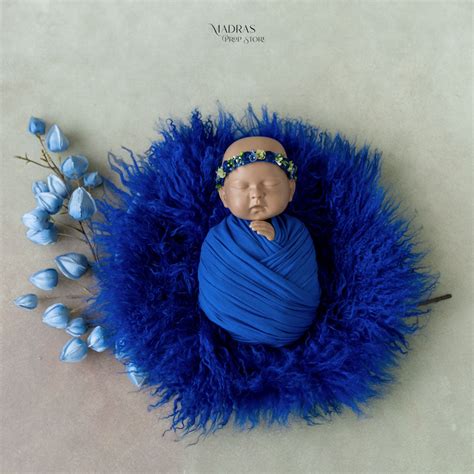 Mini Set - 05 ( Wrap + Fur + Hb + Flower ) – Madras Prop Store