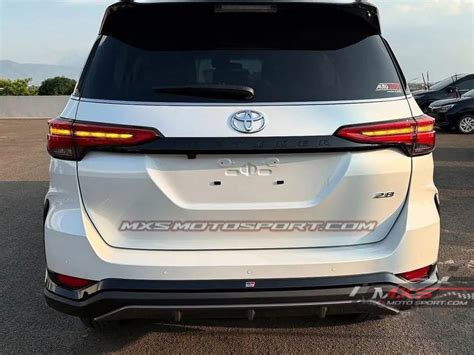 MXS4617 GR Sport V2 Aero Kit for Toyota Fortuner Legender with ...