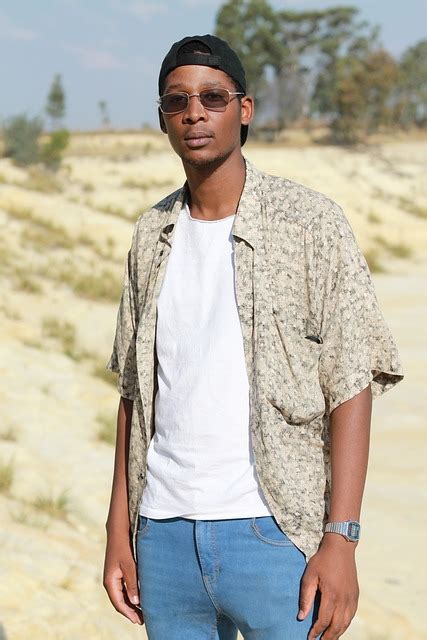 Man 图片 的图像结果