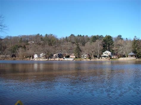 Kayak Northeast: Lower Esopus Creek - Saugerties NY Dec 18th 2011