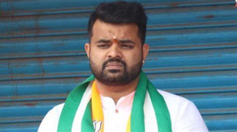 ಪ್ರಜ್ವಲ್‌ ರೇವಣ್ಣ ವಿರುದ್ಧ ಸಾಕ್ಷಿಗಳಿವೆ, ಬೇಲ್‌ ಕೊಡಲ್ಲ : ಹೈಕೋರ್ಟ್ ...