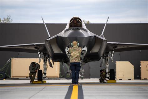 LaPlante: DOD Won't 'Kick the Can' on F-35 New Engine Decision; Won't ...